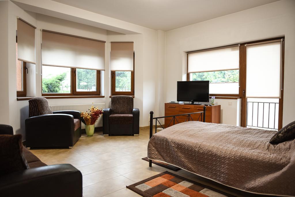 Modern Apartment Near City Center クルージュ＝ナポカ エクステリア 写真